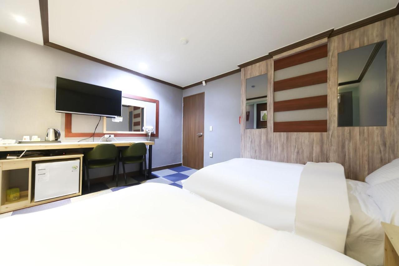 Subiztel Motel Pohang Eksteriør bilde